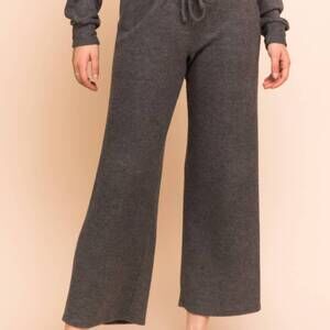 NEW GILLI women's cropped knit sweater lounge pants in grey